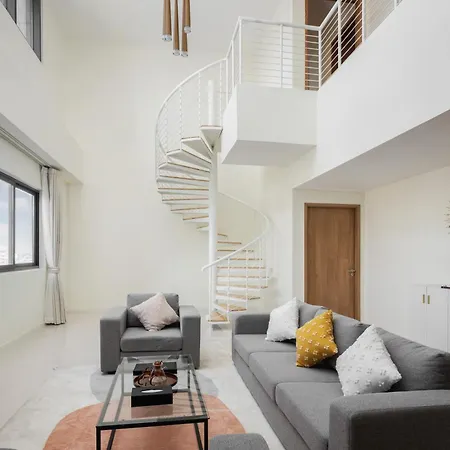 Tk Central Serviced Apartments Phnom Penh Exterior photo