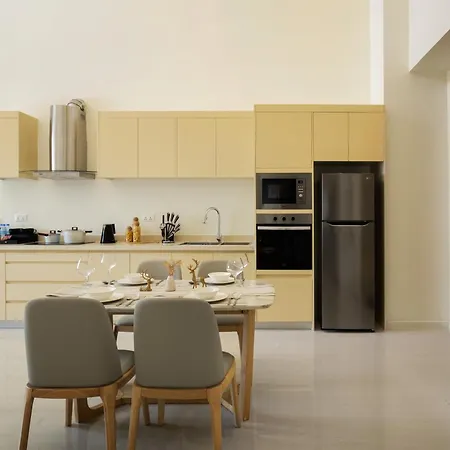 Tk Central Serviced Apartments Phnom Penh Exterior photo