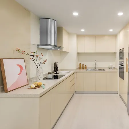 Tk Central Serviced Apartments Phnom Penh Exterior photo